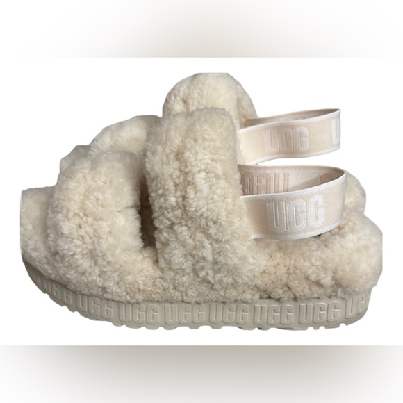 UGG Fluffy Cream Slides - Picture 2 of 11